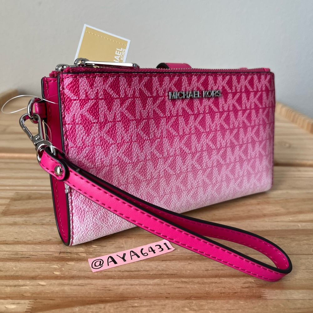 Michael Kors Wallet🎈🎈